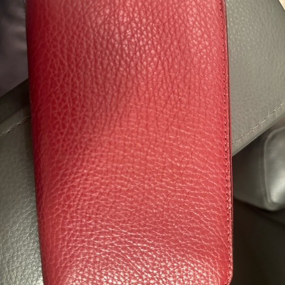 Coach Red Pebbled Leather Medium ID Zip Wallet New Without Tags Coach color 1941 - Picture 11 of 13